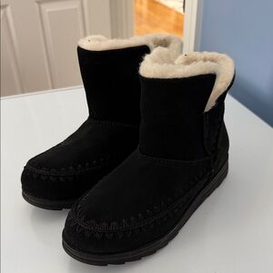 Mukluk Black Suede Winter Boots. Fur. Sz 9.5